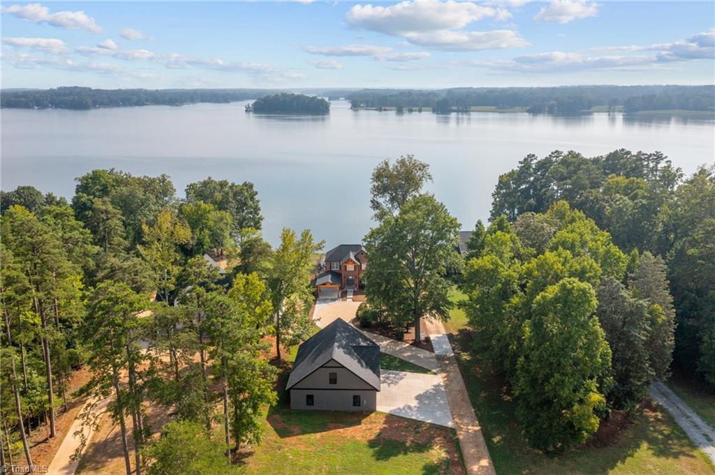 1635 Waterford Pointe Road
