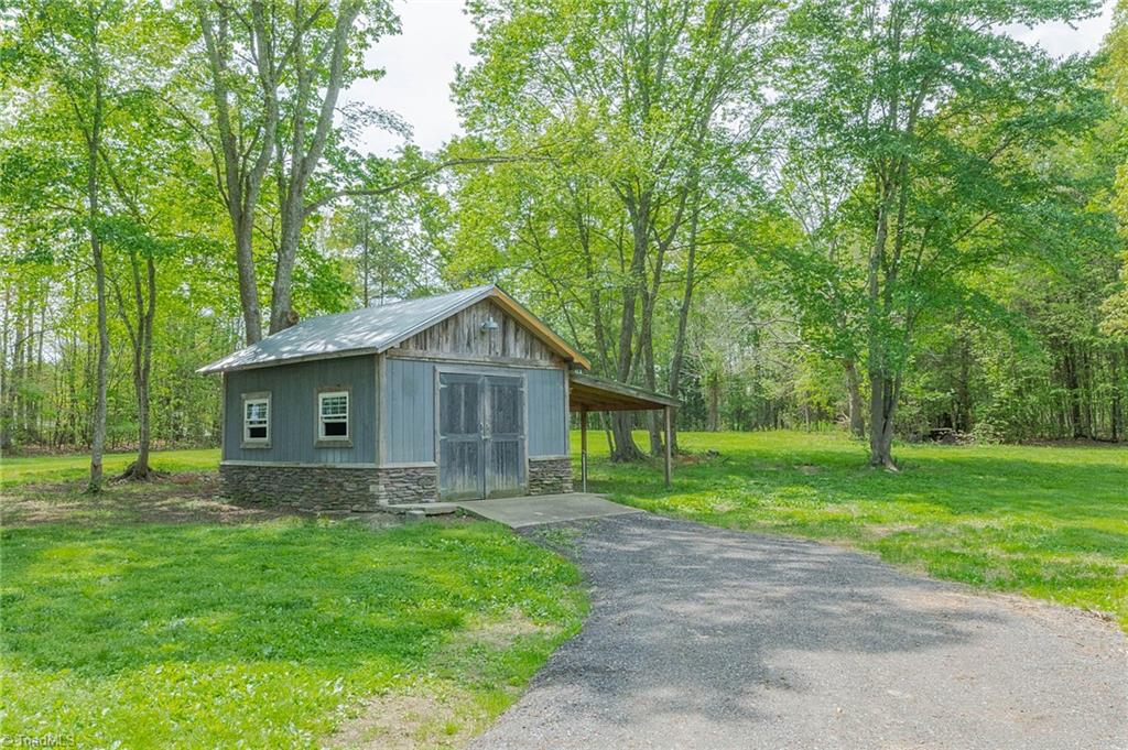 352 Shiptontown Road