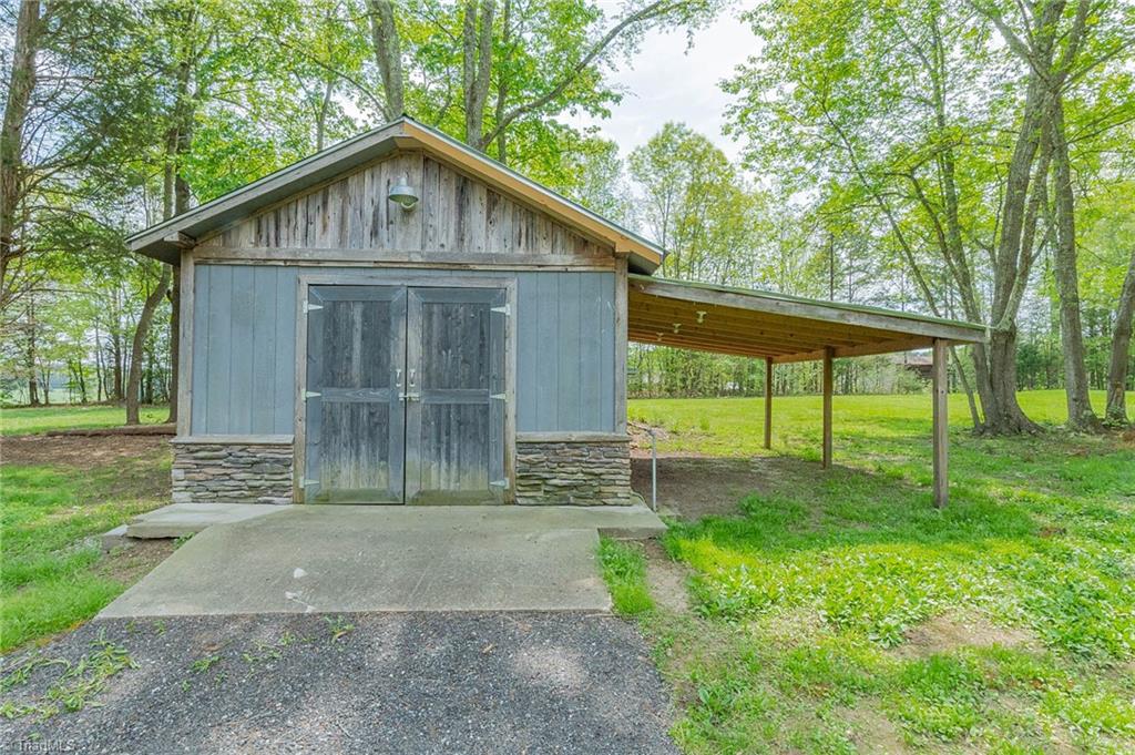 352 Shiptontown Road