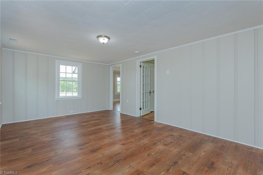352 Shiptontown Road