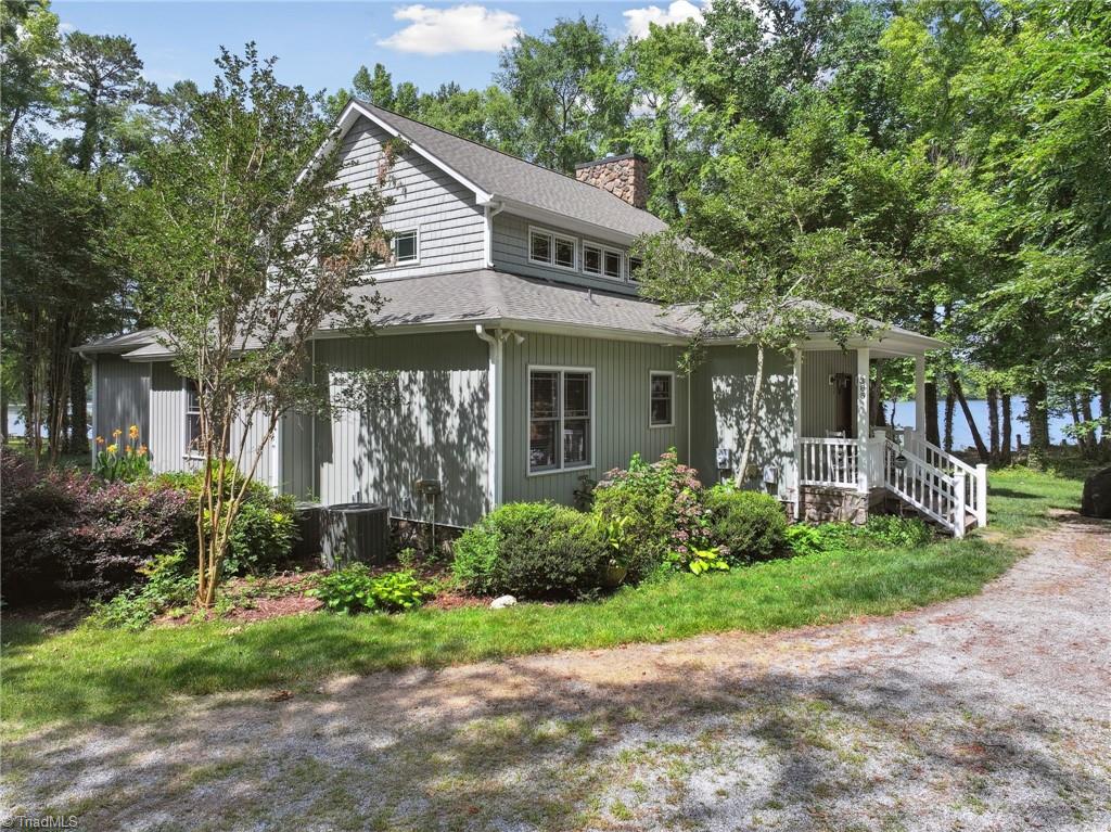 385 River Country Road