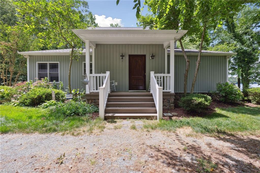 385 River Country Road