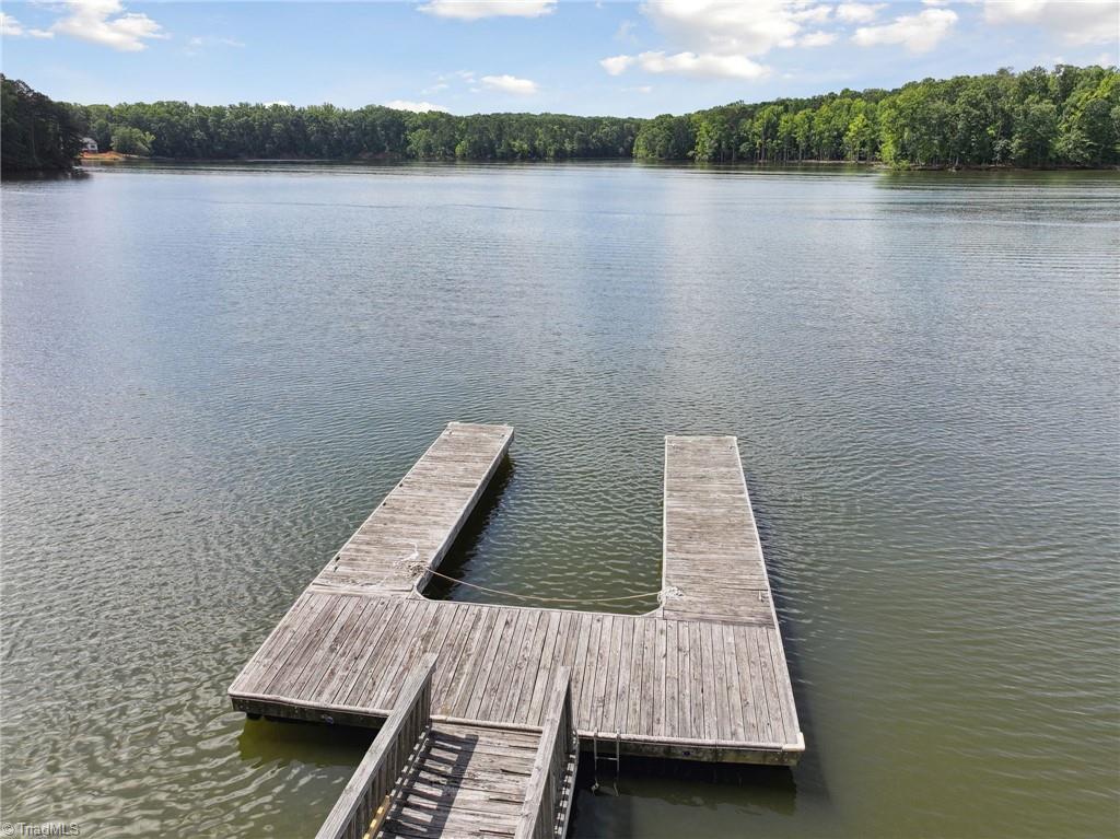 385 River Country Road