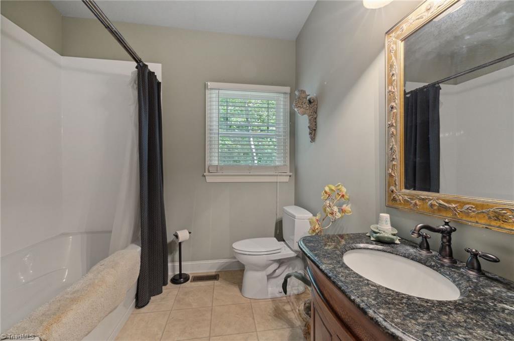 385 River Country Road