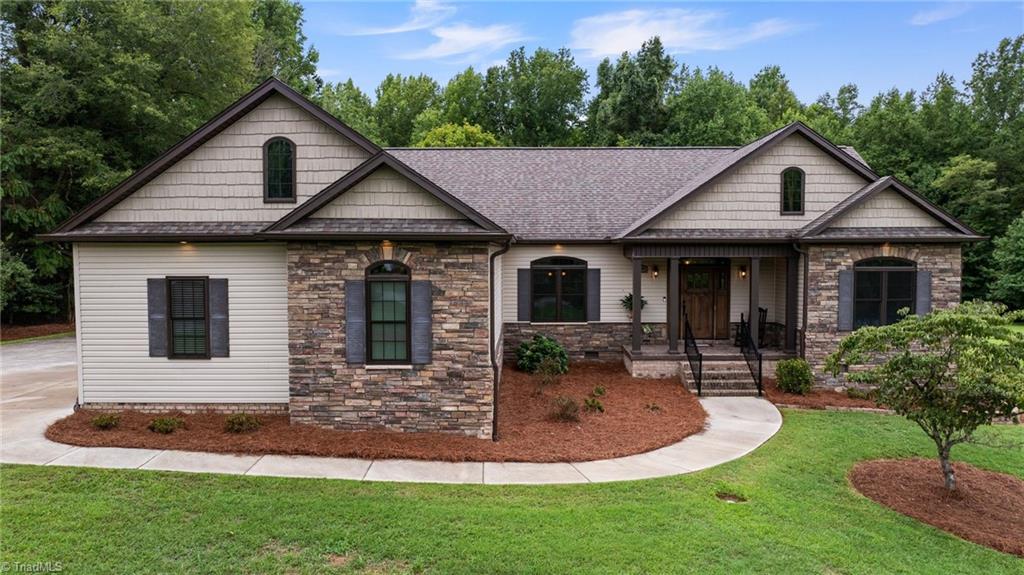 5891 Howard Circle