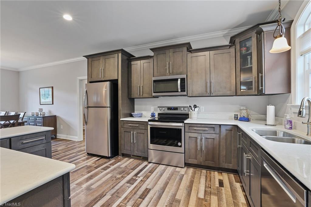 5891 Howard Circle