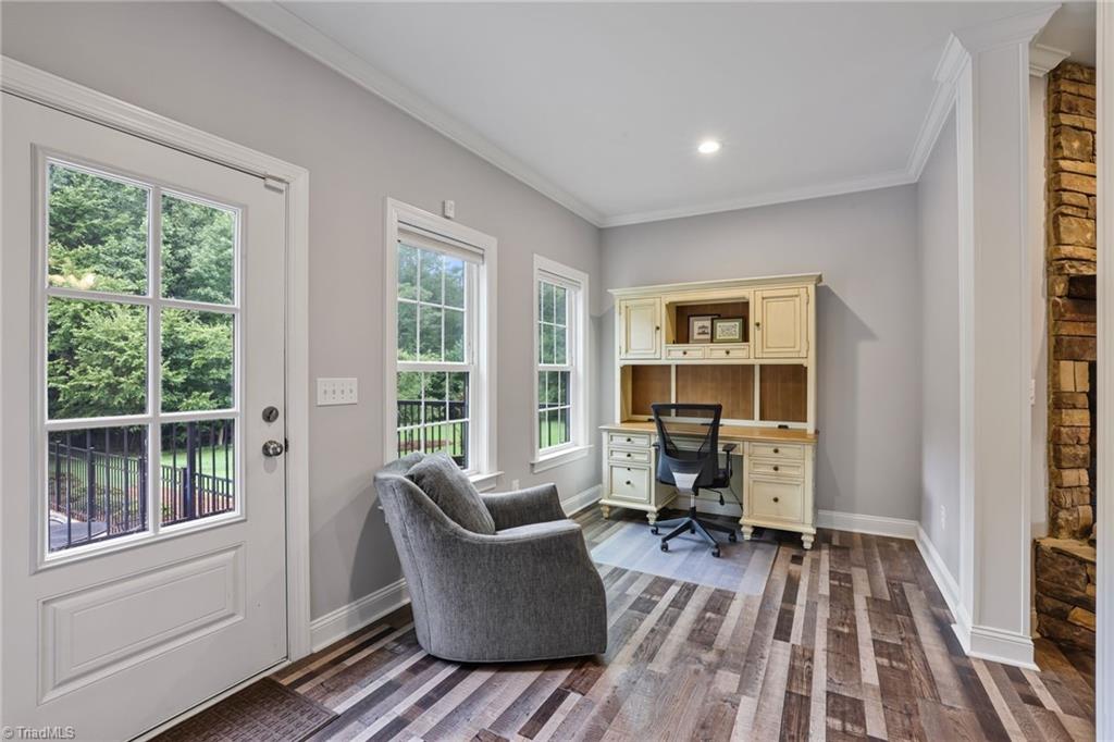5891 Howard Circle