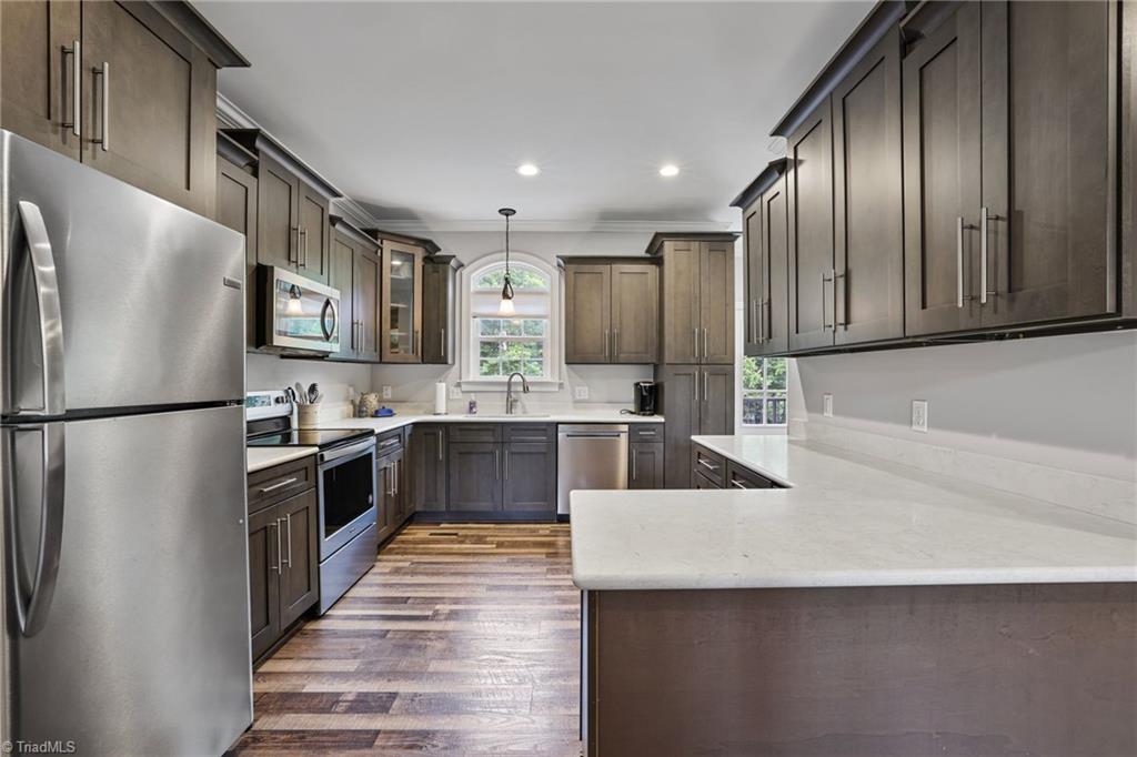5891 Howard Circle