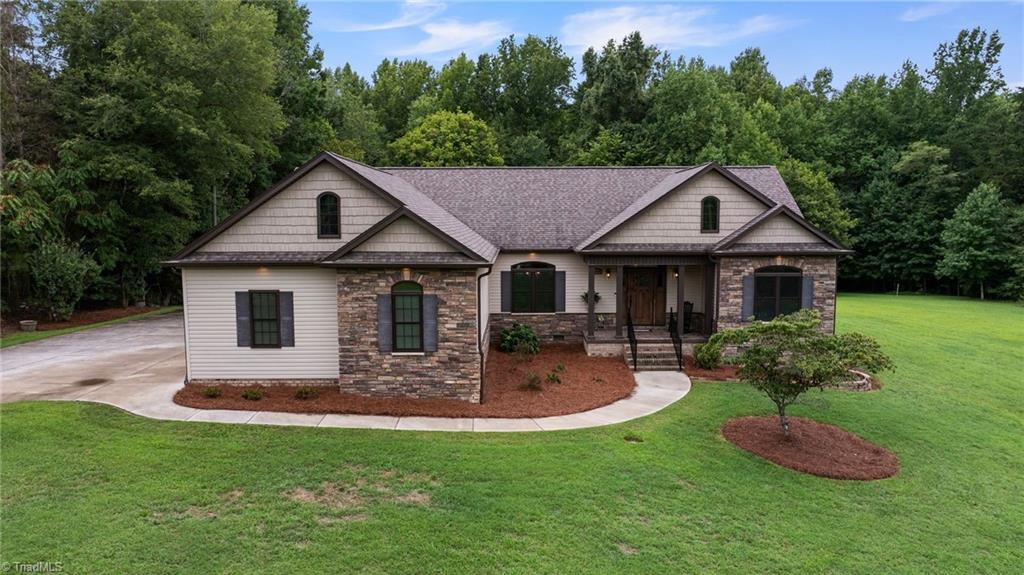 5891 Howard Circle