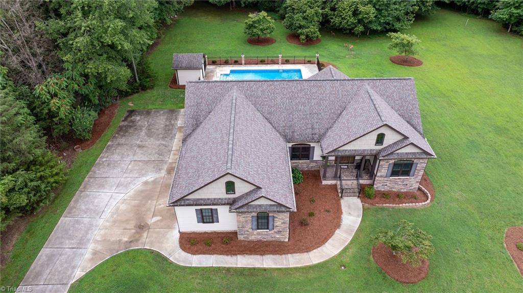 5891 Howard Circle