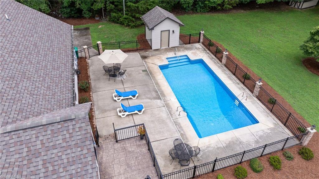 5891 Howard Circle