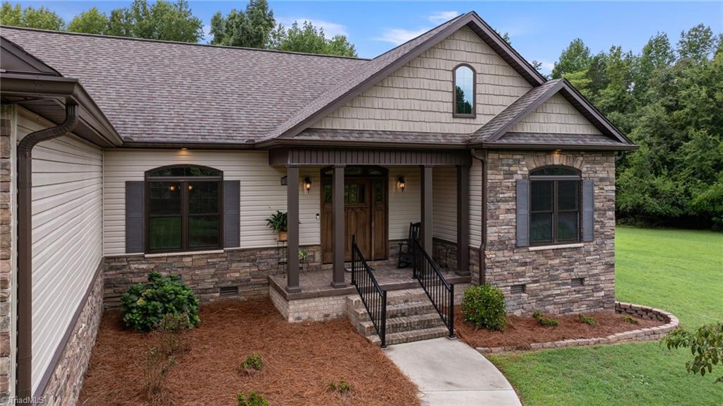 5891 Howard Circle