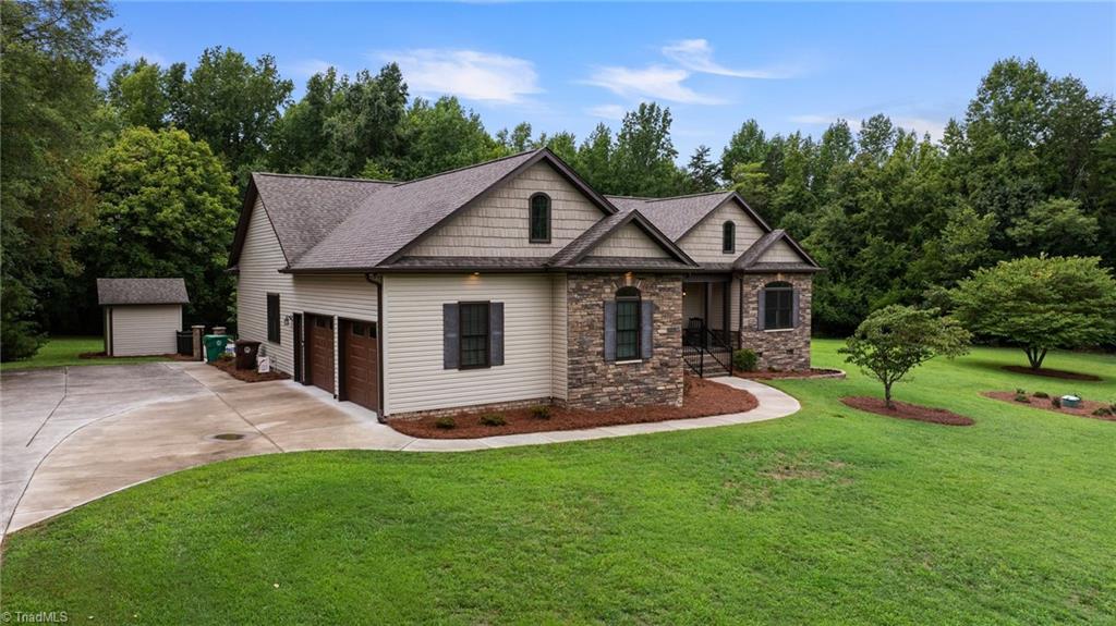 5891 Howard Circle