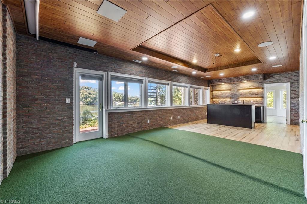 228 Rima Landing