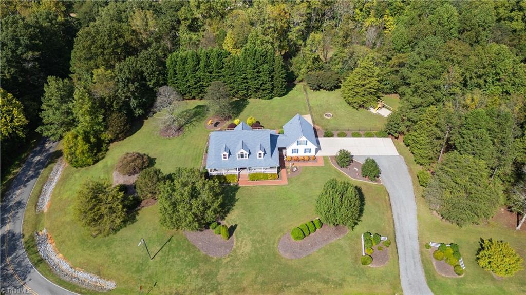 5934 Howard Circle