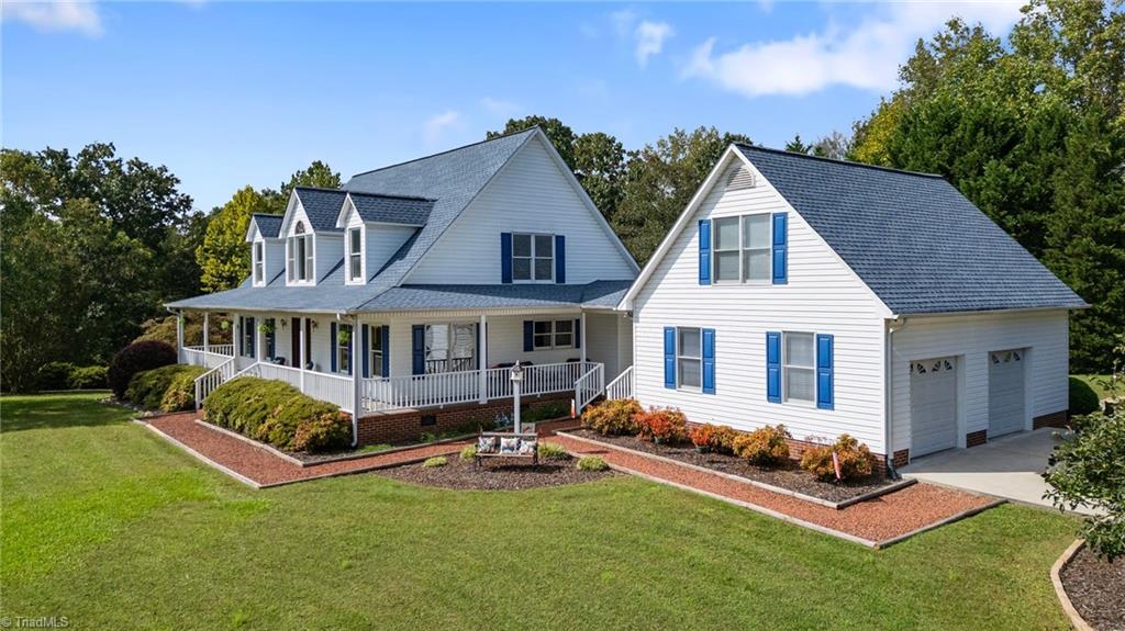 5934 Howard Circle