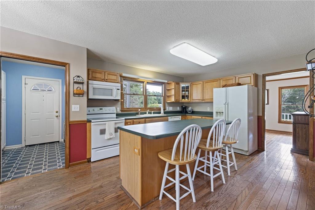 5934 Howard Circle