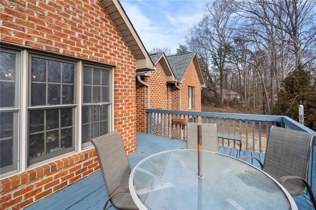 107 Shoshone Road