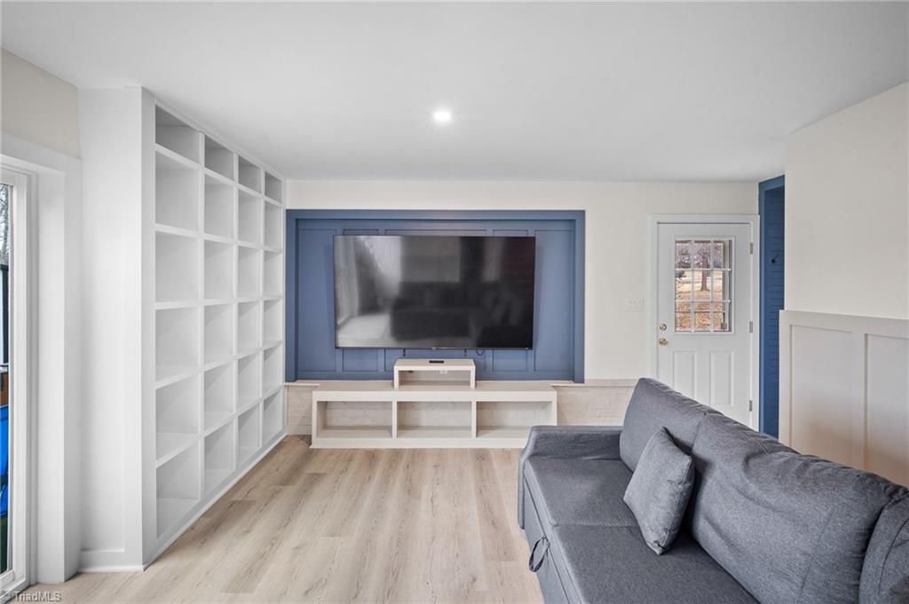 578 Spartan Drive