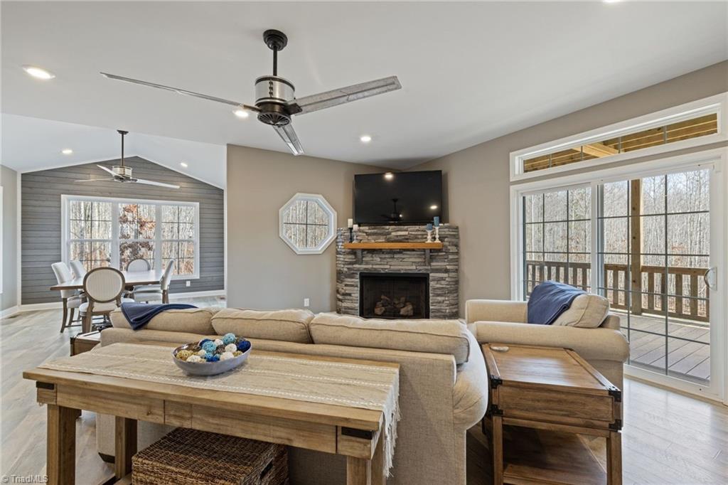 3481 Old Mountain Road