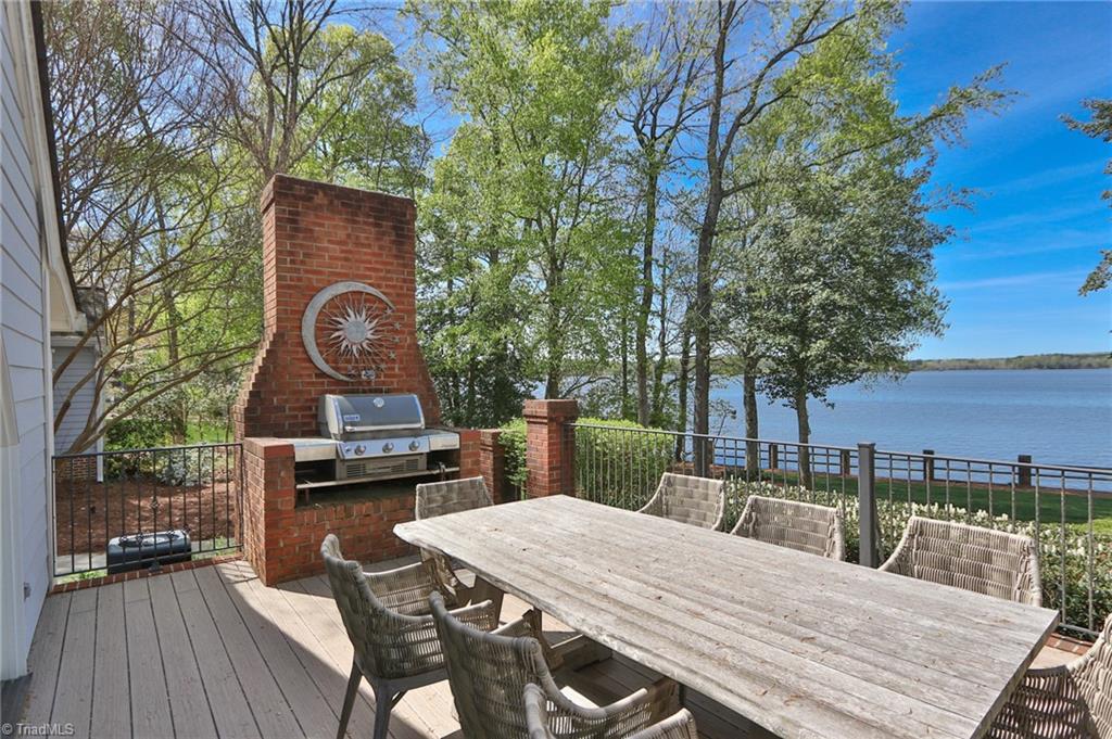1062 Riverwood Drive