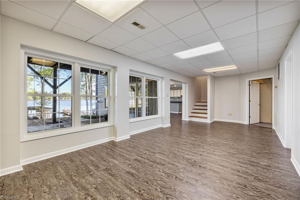 1711 Riverside Drive