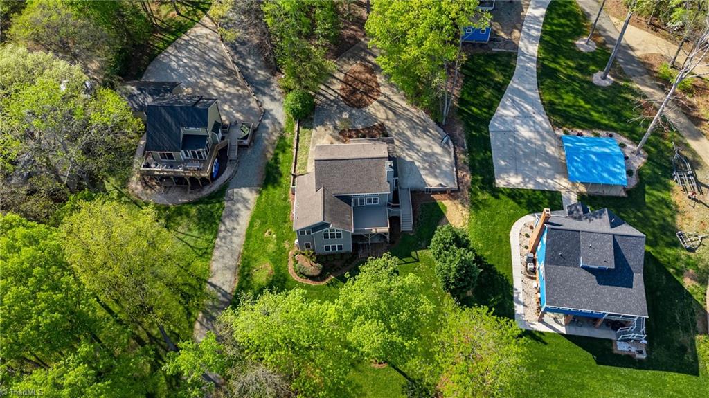 1711 Riverside Drive
