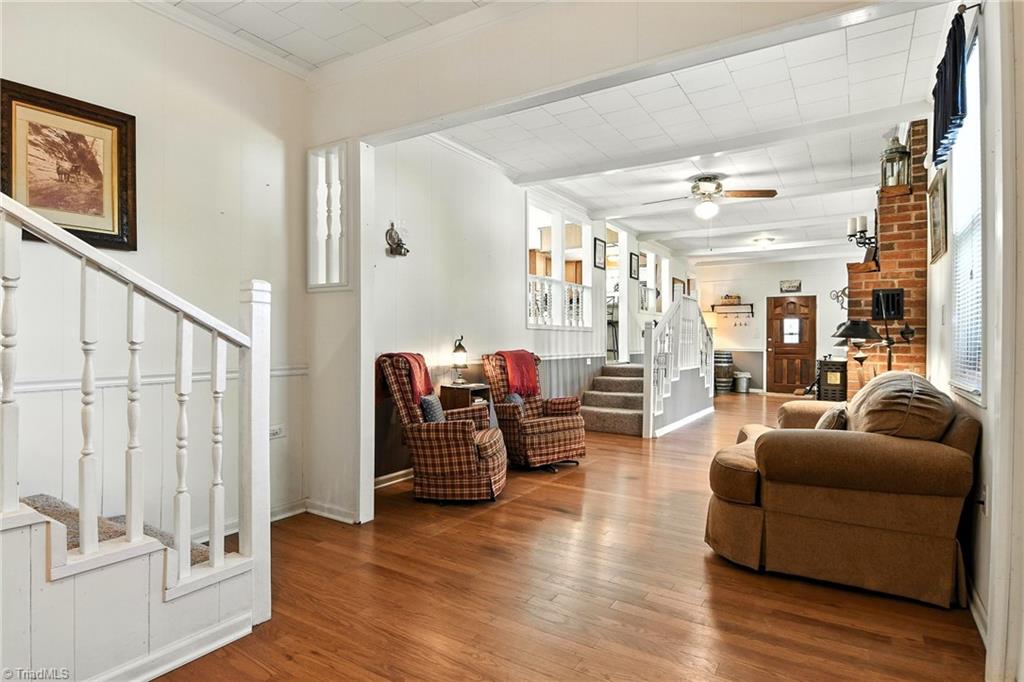120 Crow Creek Drive