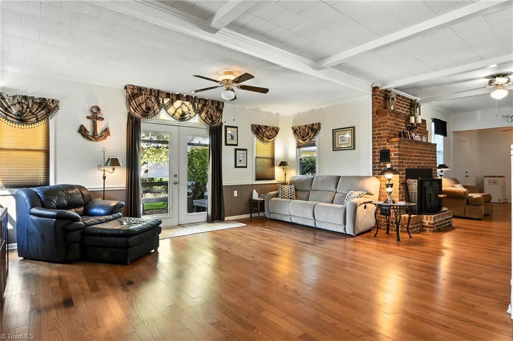 120 Crow Creek Drive