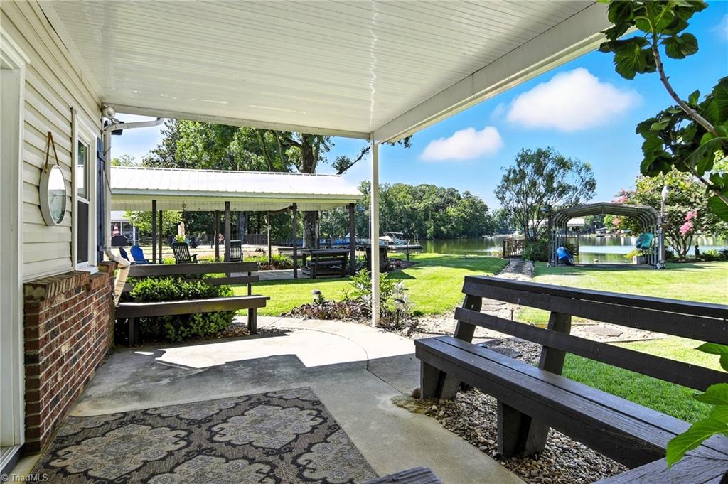 120 Crow Creek Drive