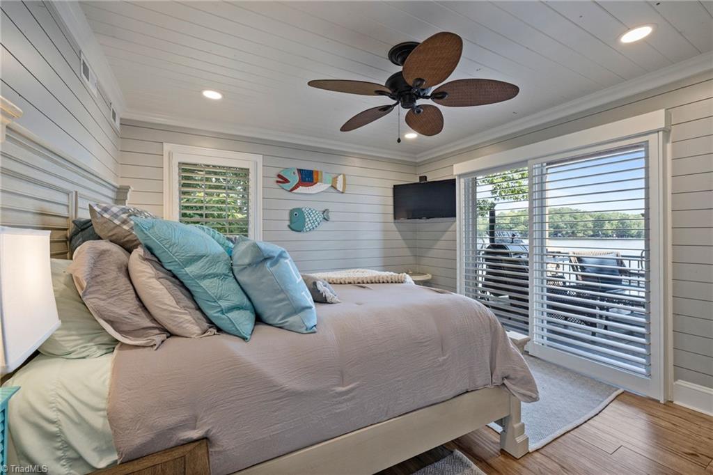 360 Tamarac Shores Drive