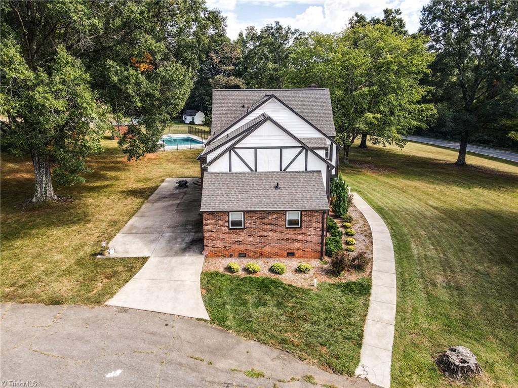 2555 Tobaccoville Road