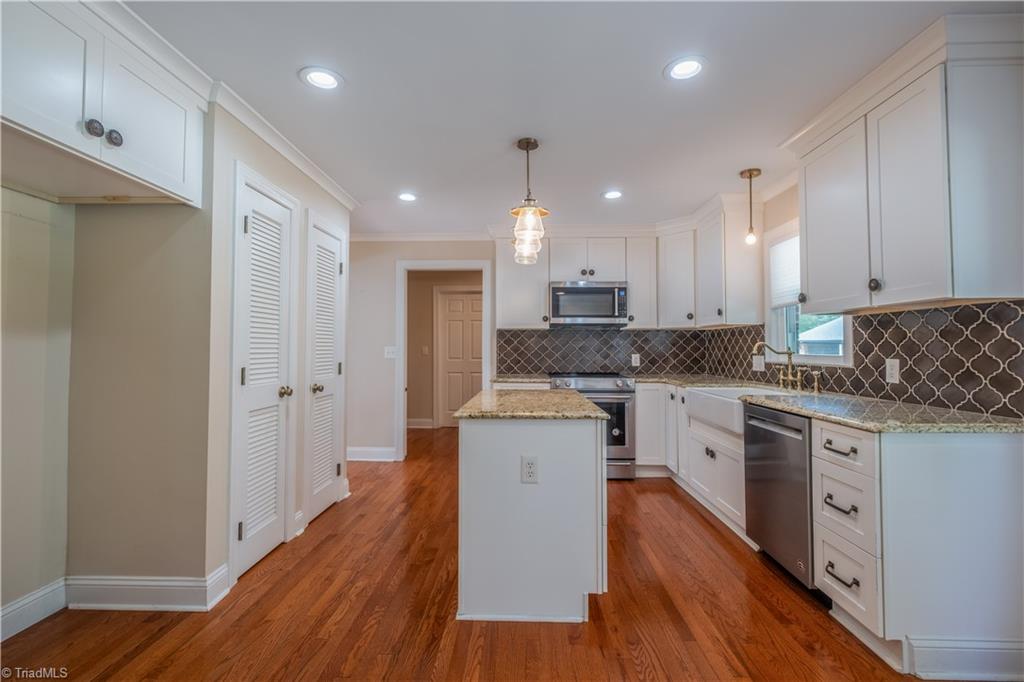 2555 Tobaccoville Road