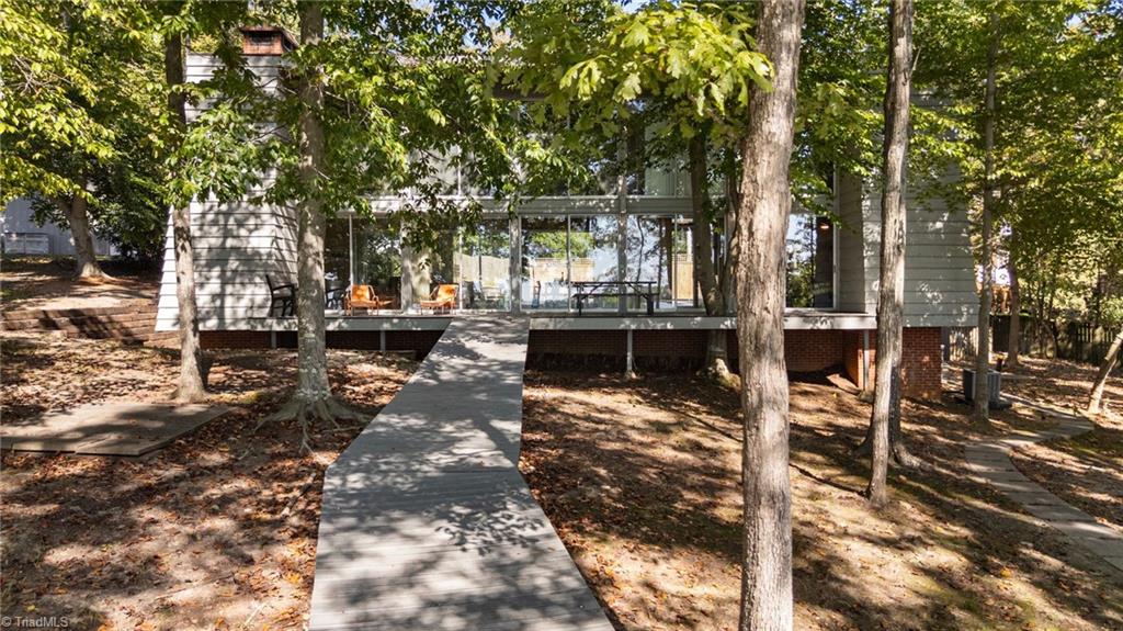 1112 Riverwood Drive