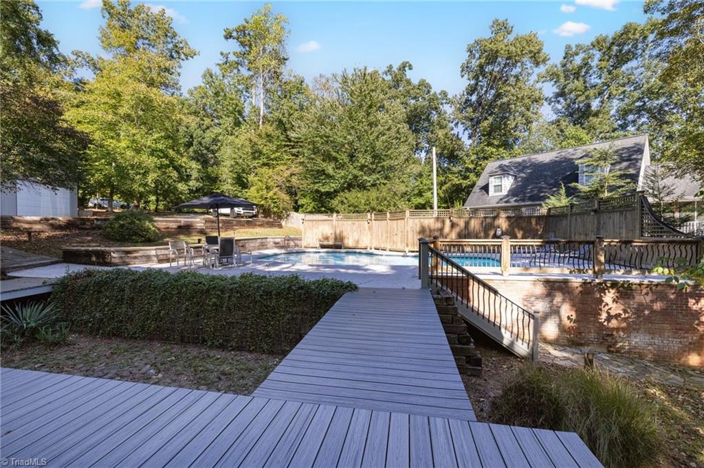 1112 Riverwood Drive