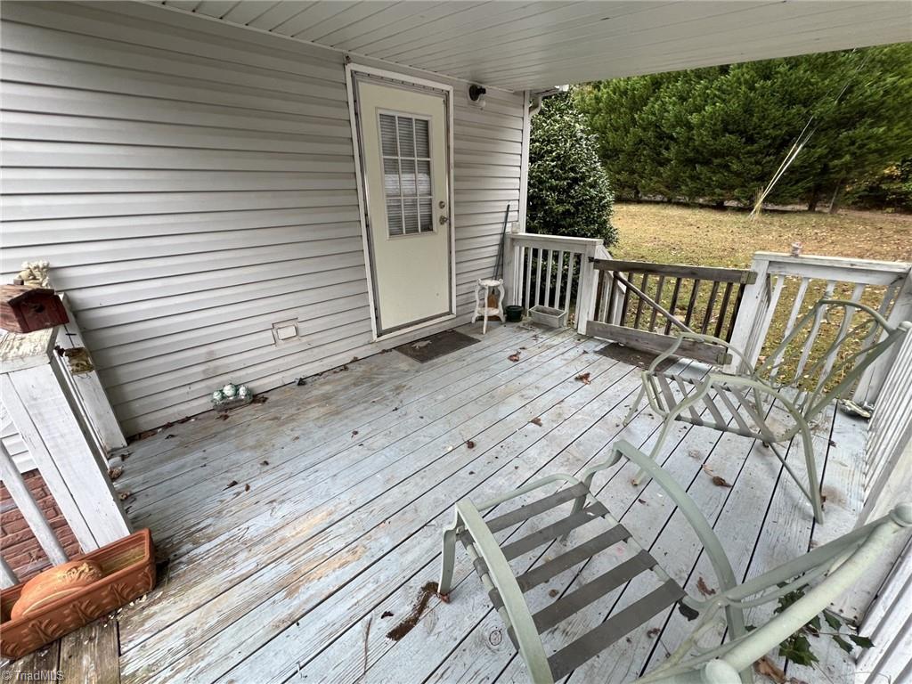 120 Crosscreek Road