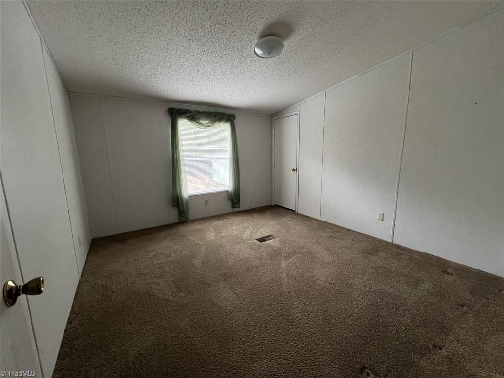 120 Crosscreek Road
