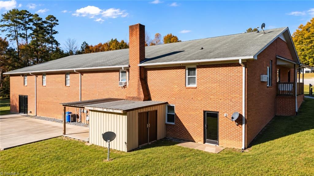 12394 Highway 150, Winston-Salem