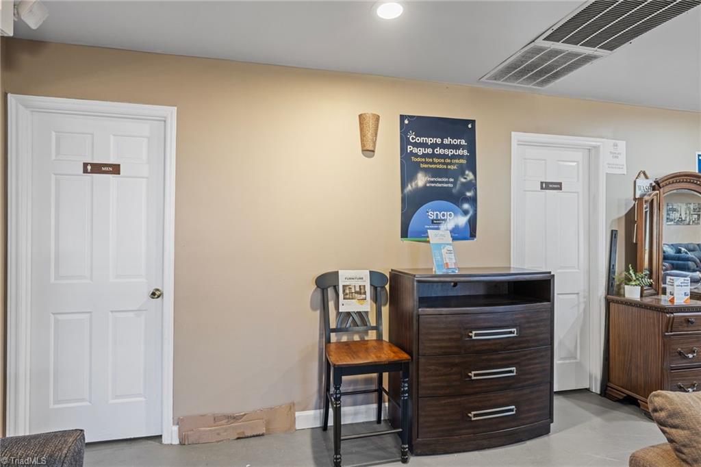 12394 Highway 150, Winston-Salem