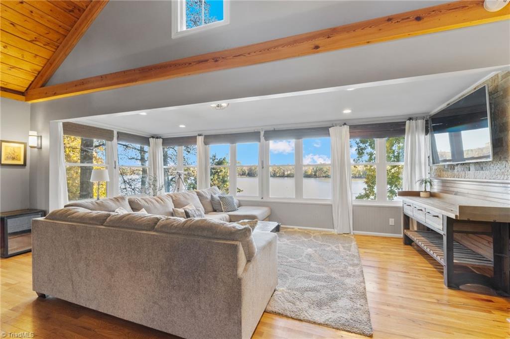 579 Riverview Drive