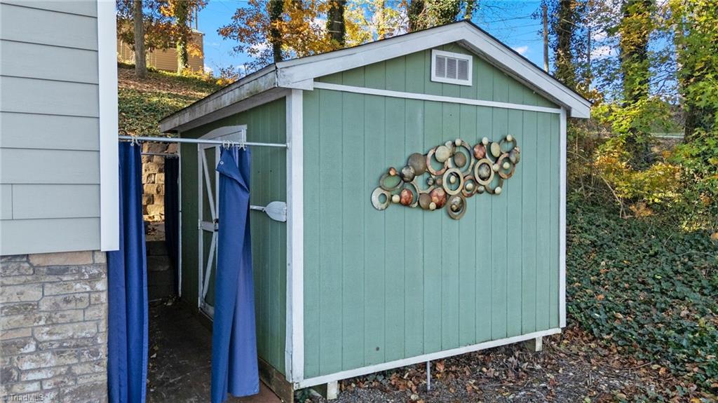 579 Riverview Drive