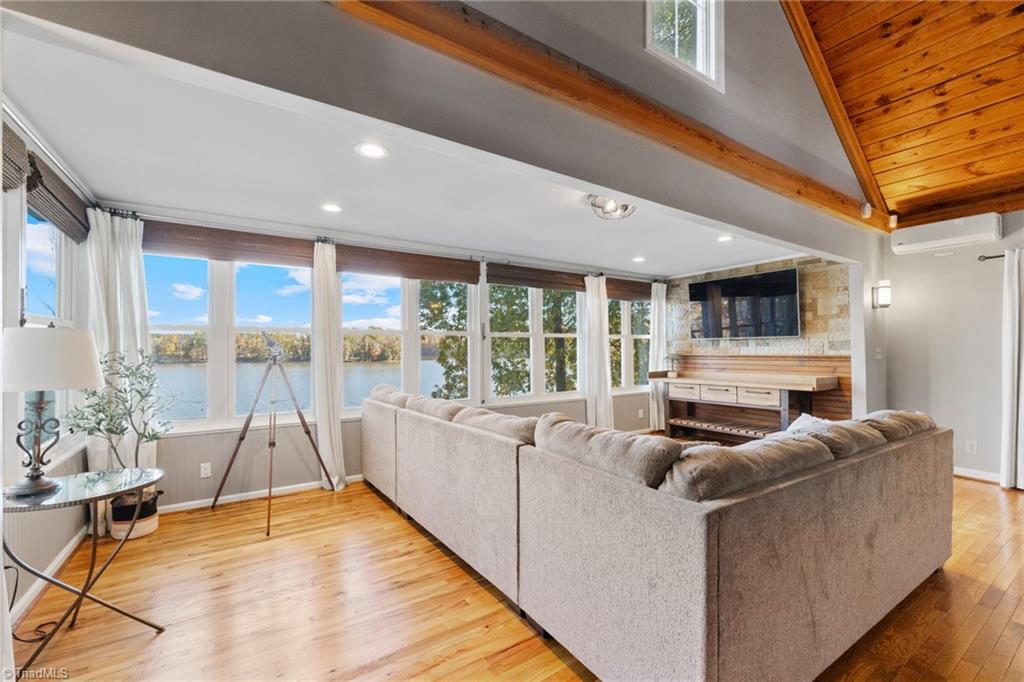 579 Riverview Drive