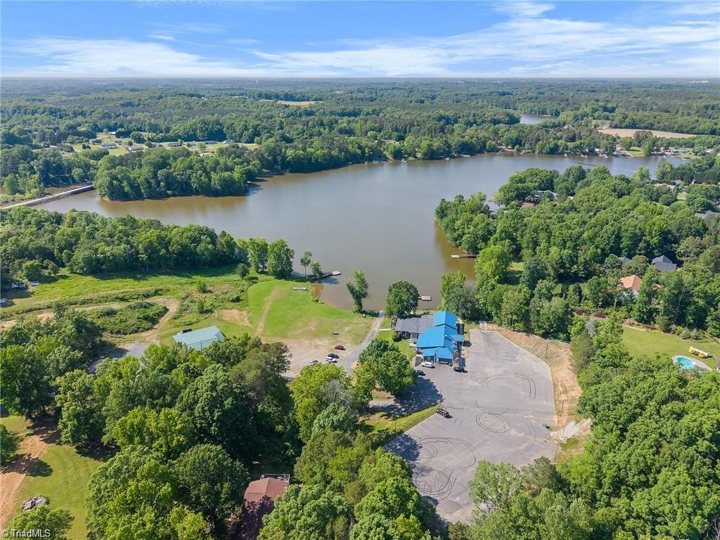 257 Boat Club Lane