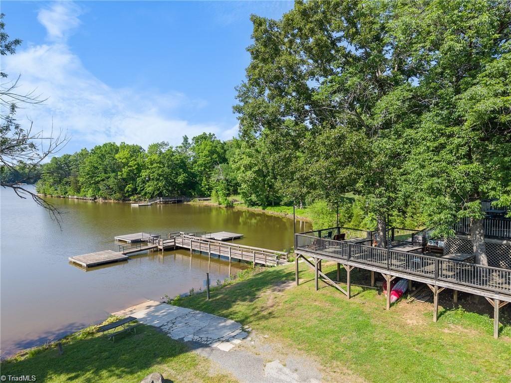 257 Boat Club Lane
