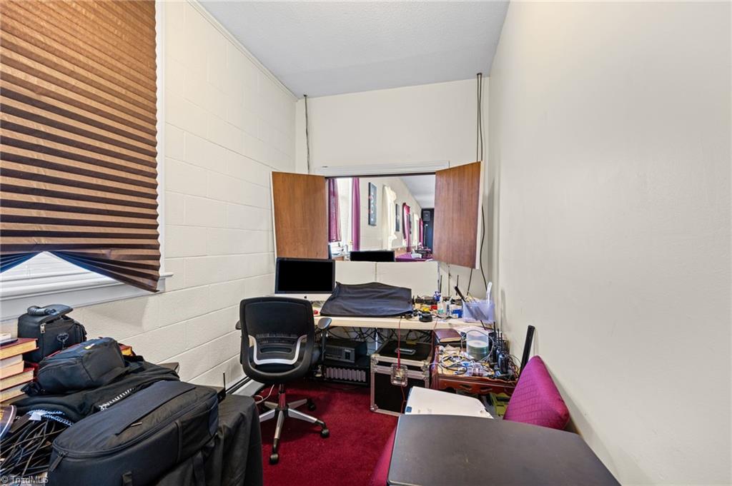 5307 Peters Creek Parkway, Winston-Salem