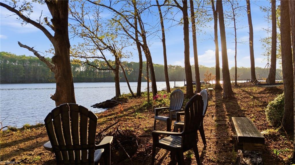 901 Sunset Pointe Drive