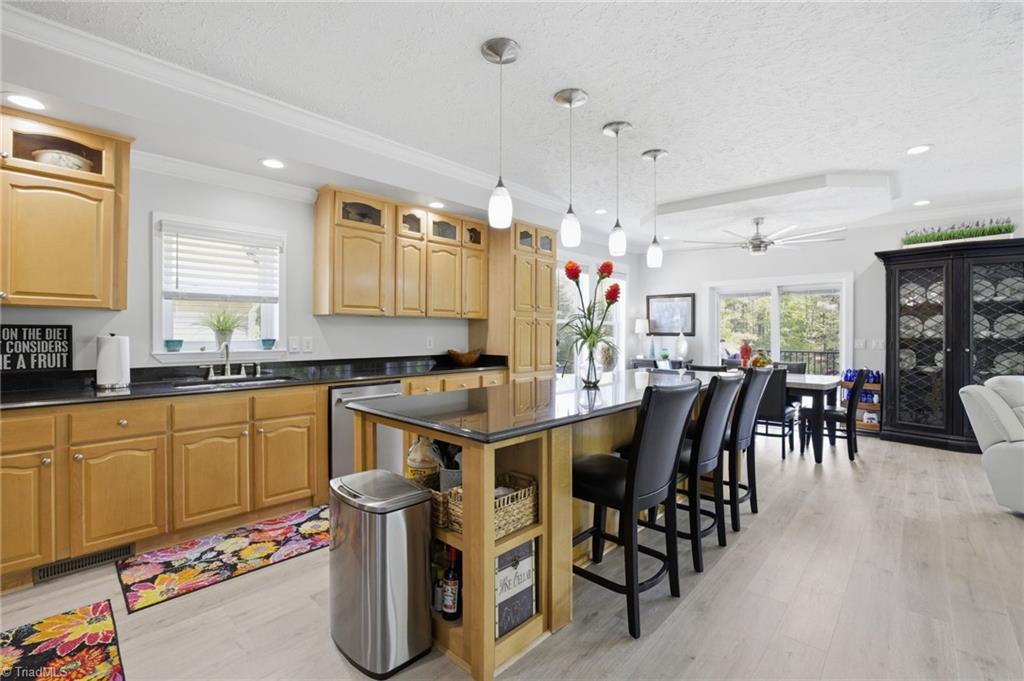 819 Hickory Point Drive