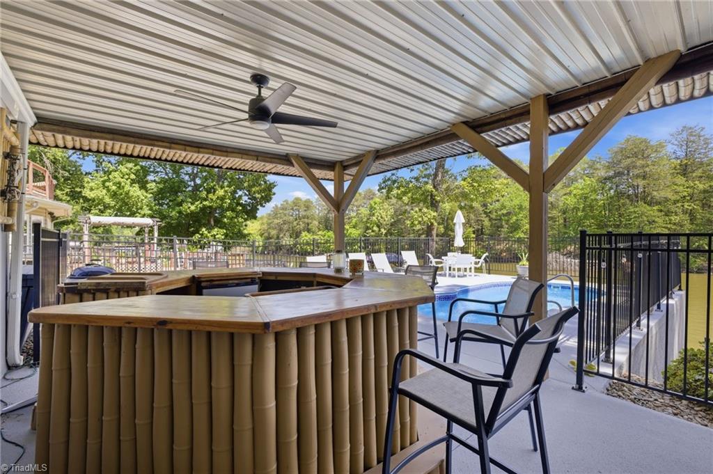 819 Hickory Point Drive