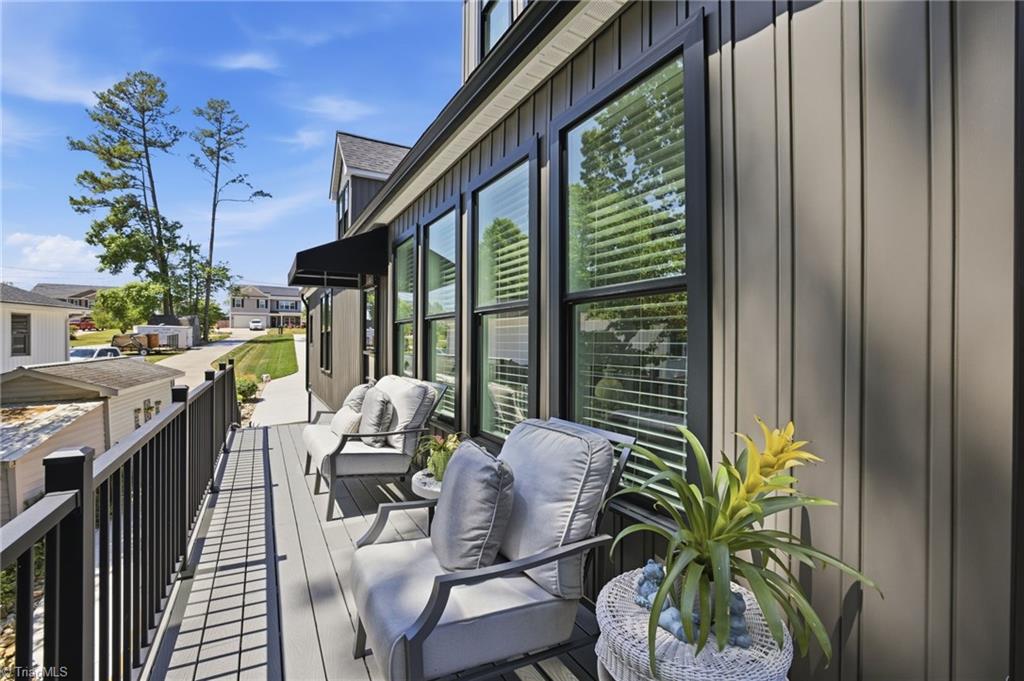 819 Hickory Point Drive