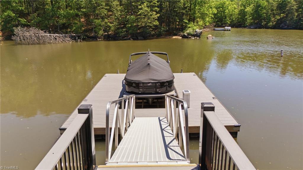 819 Hickory Point Drive